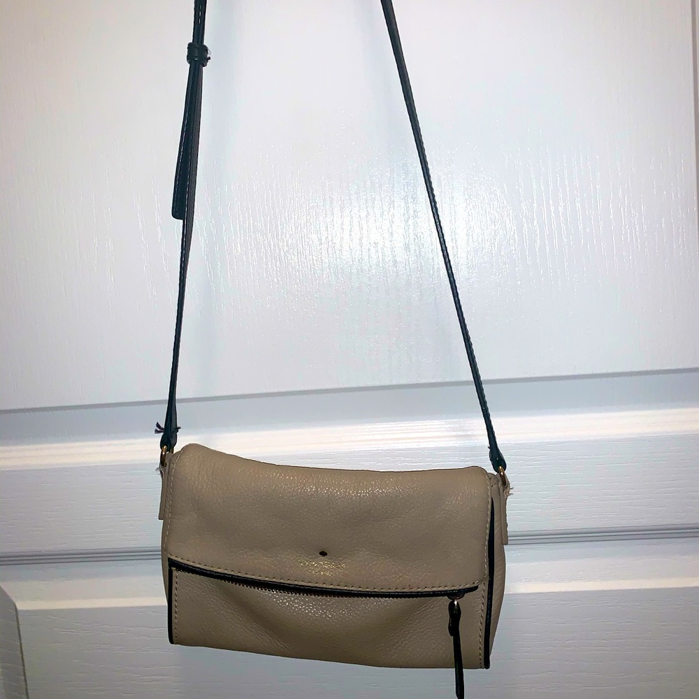 Kate Spade crossbody 🤍🤍🤍